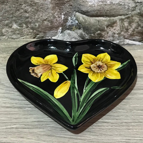 Daffodil Black Background Heart Tray