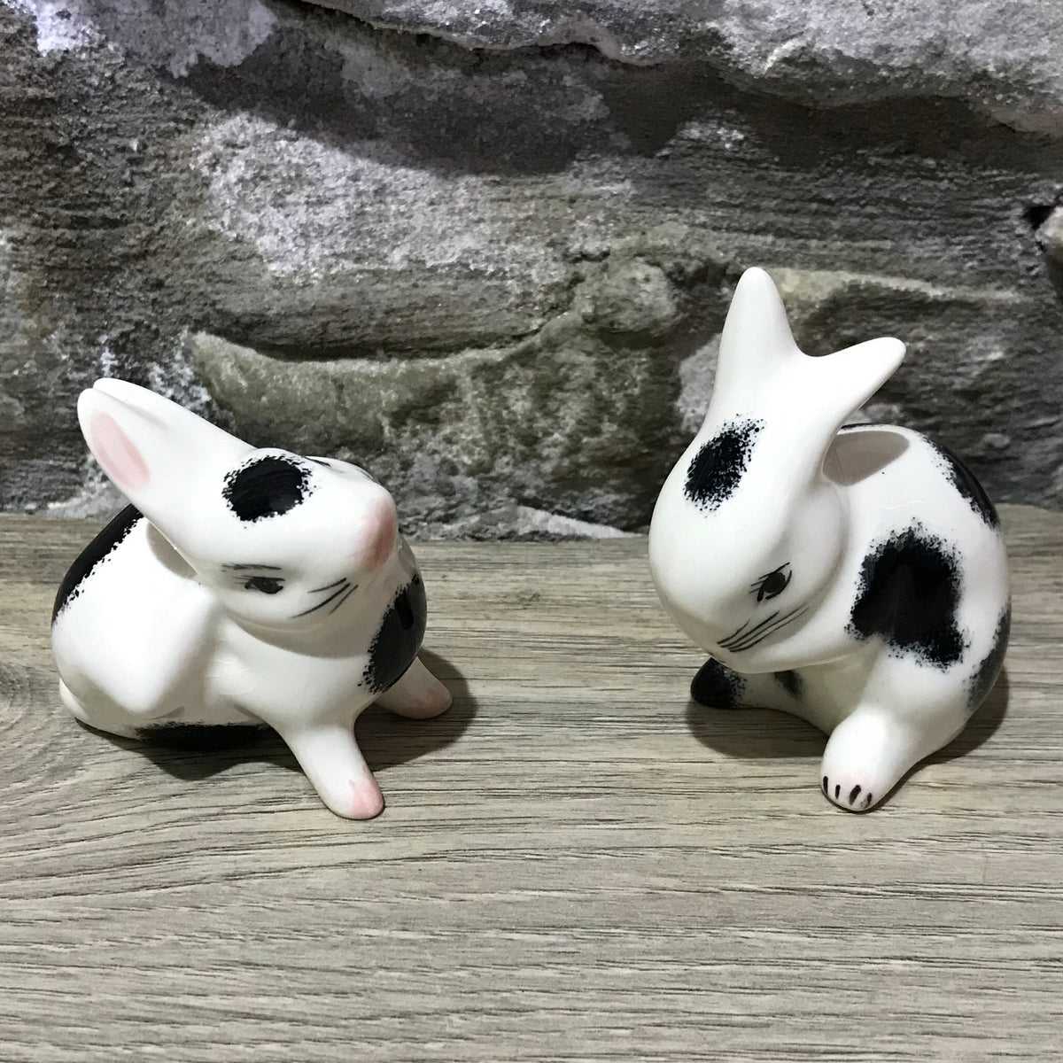 Tiny Rabbits | Wemyss Ware | Hand Painted | Griselda Hill Pottery