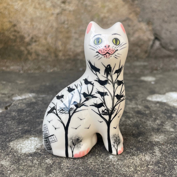 Earlshall Tiny Cat