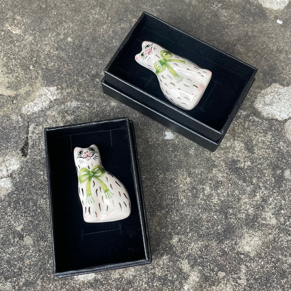 Green Gilt Cat Brooch