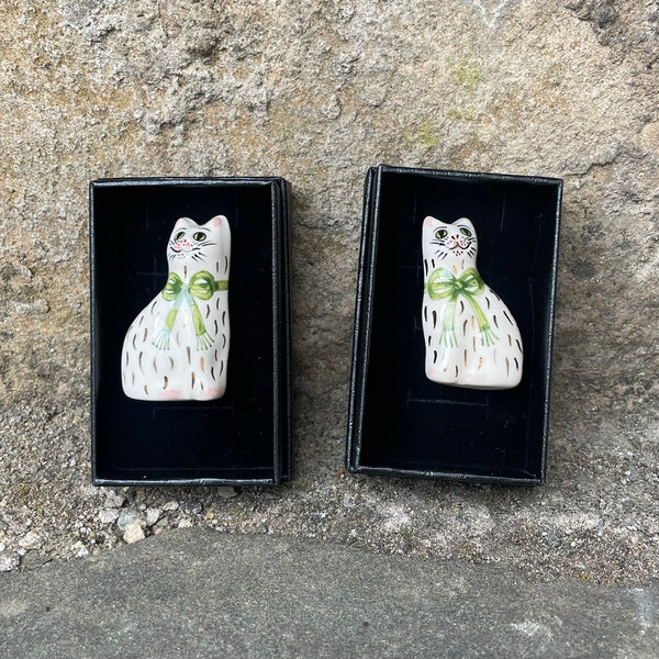 Green Gilt Cat Brooch