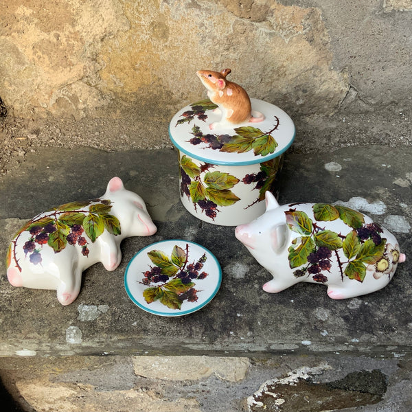 Bramble Mouse Biscuit Barrel