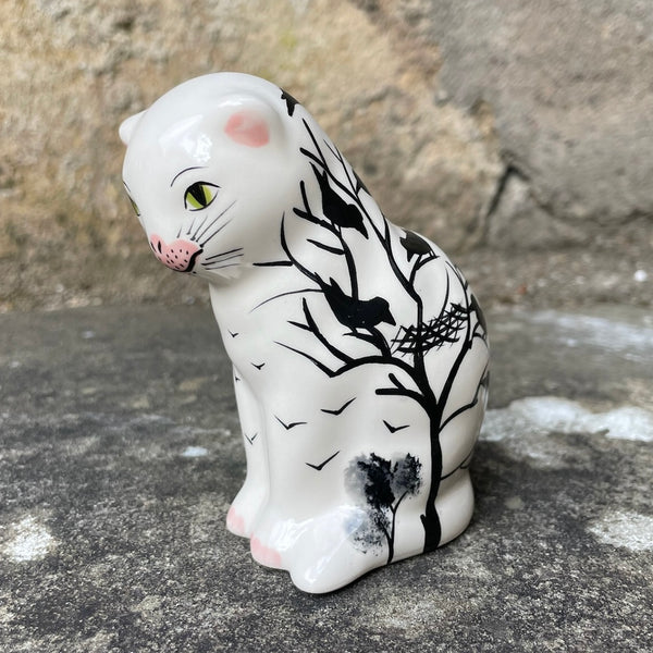 Earlshall Small Thinking Cat
