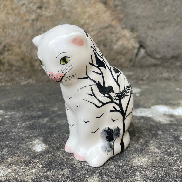 Earlshall Small Thinking Cat