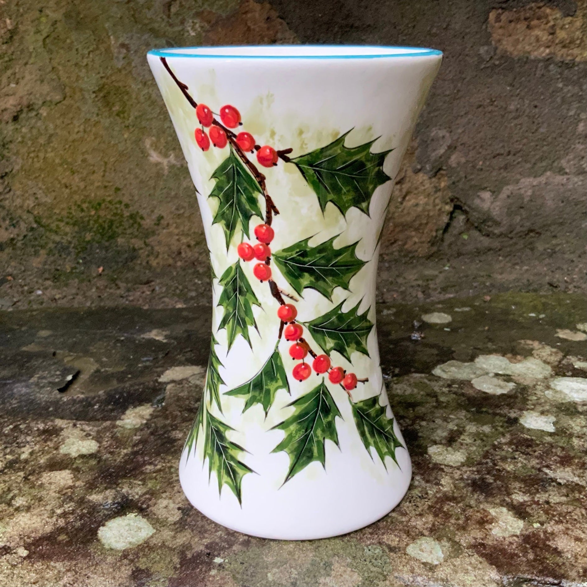 LIMOGES FRANCE HAND PAINTED HOLLY BERRY CABINET PLATE (A) | #1796816471 LIMOGES FRANCE HAND PAINTED HOLLY BERRY CABINET PLATE (A) | #1796816471