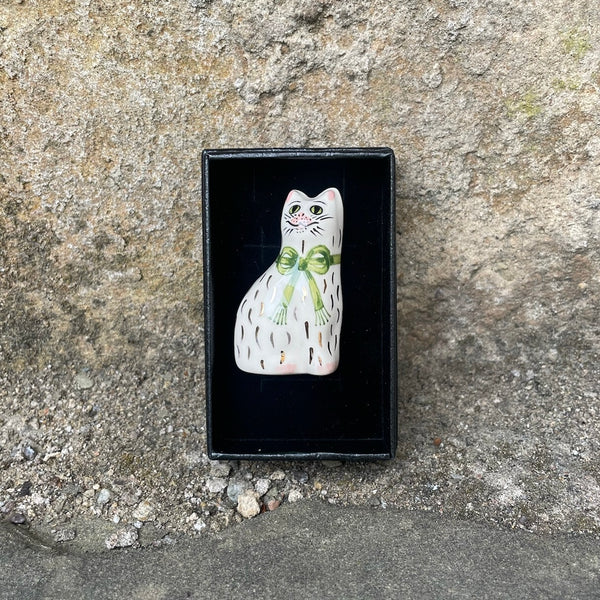 Green Gilt Cat Brooch