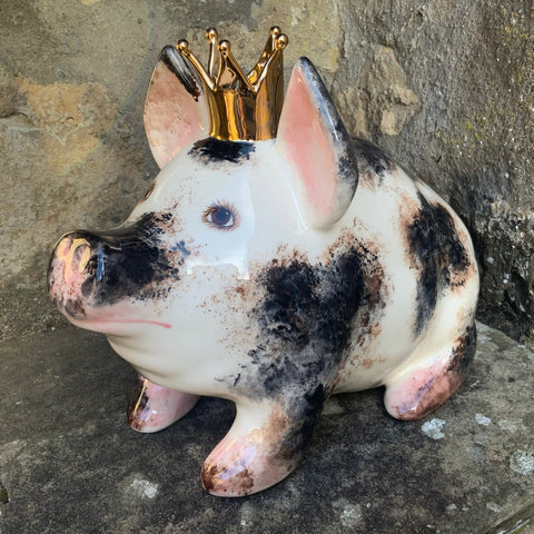 Crown Dirty Medium Pig
