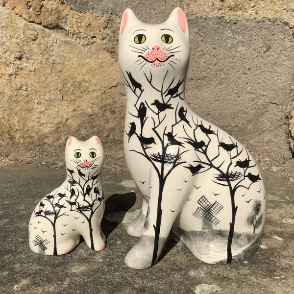 Earlshall Small Cat