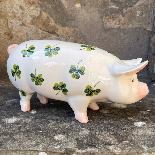 Shamrock Standing Pig