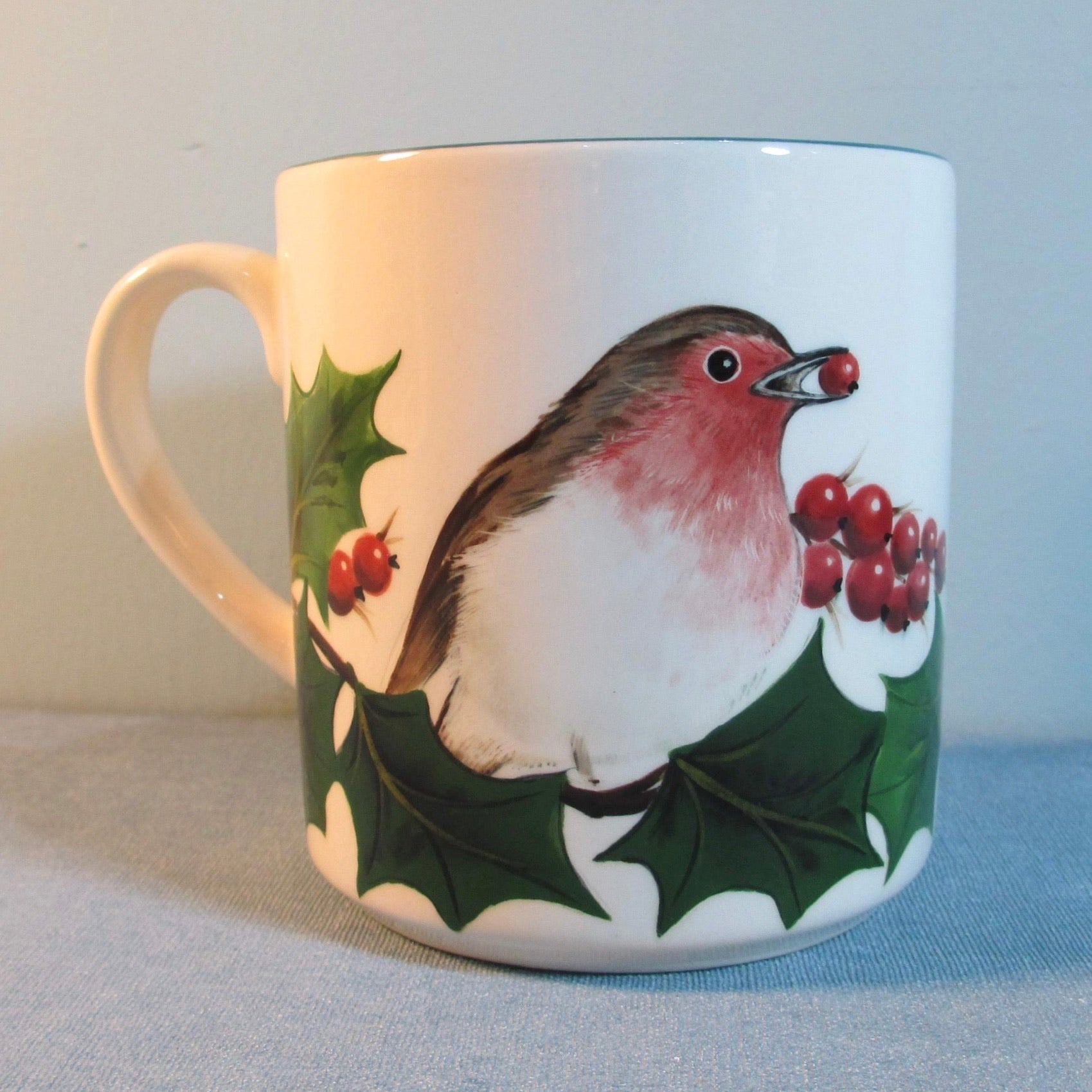 Robin and Holly Small Mug