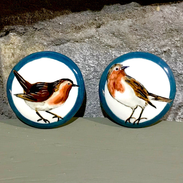 Robin Round Brooch
