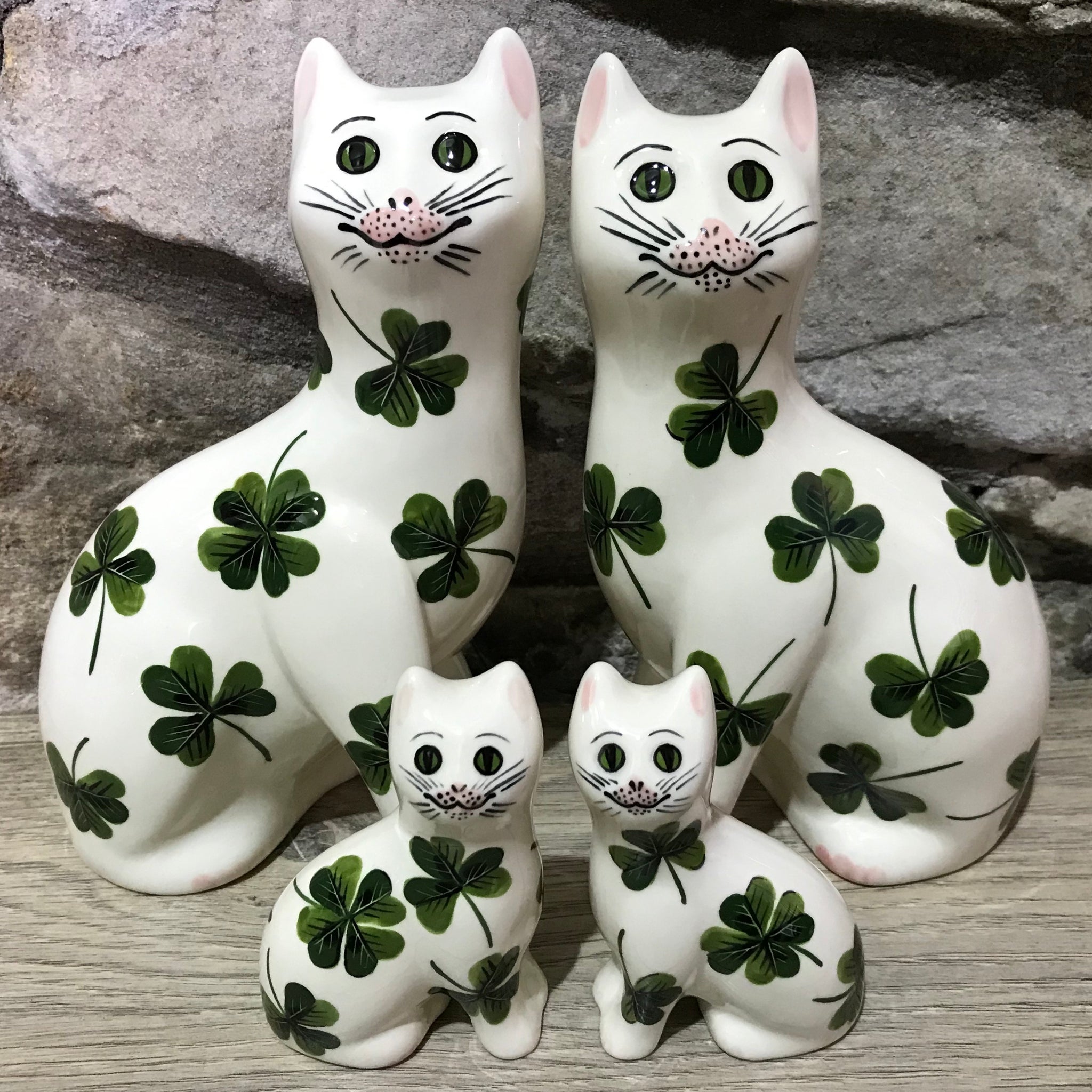 Wemyss Ware Hand Painted Shamrock Small Cat | Griselda Hill Pottery